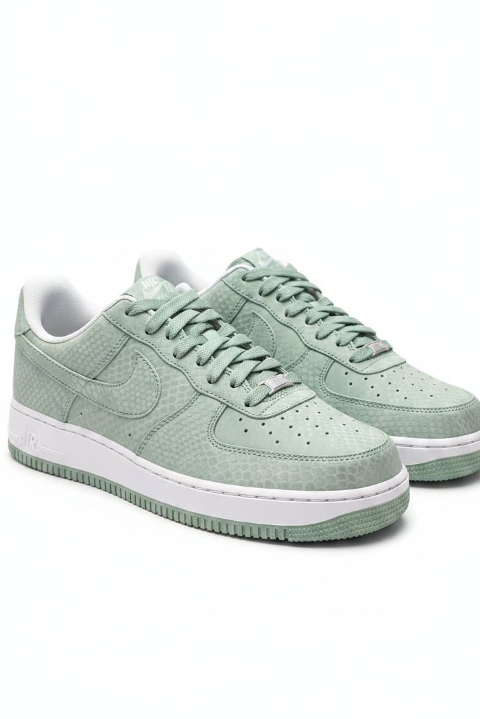 Nike Kobe Air Force 1, size 10m.