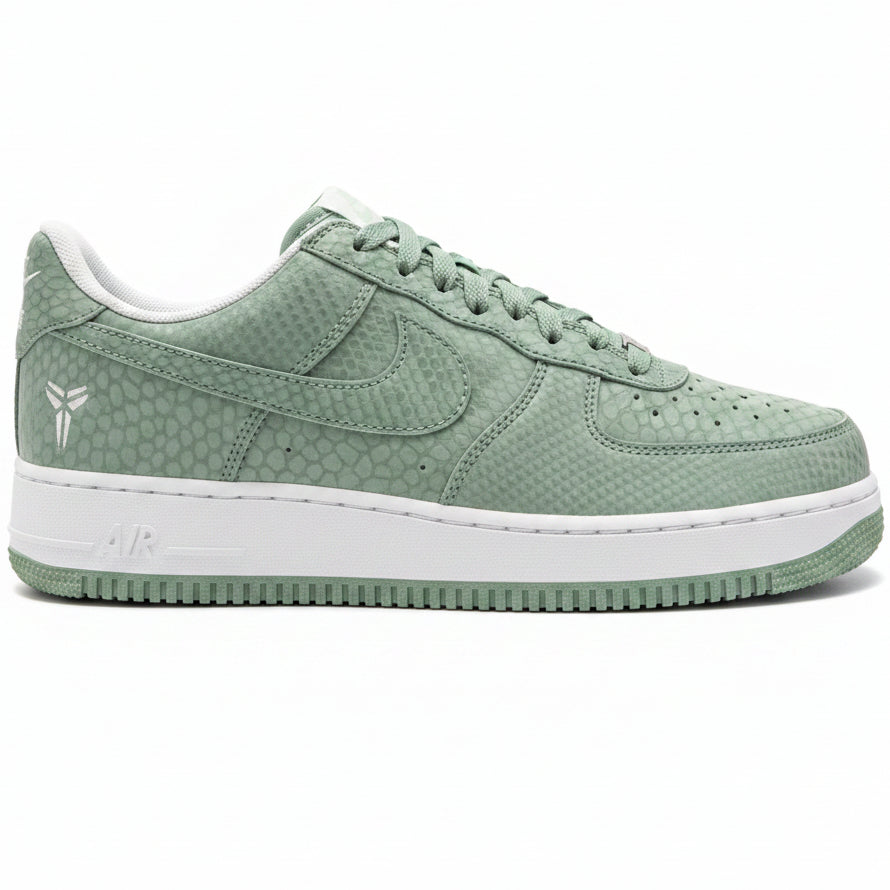 Nike Kobe Air Force 1, size 10m.
