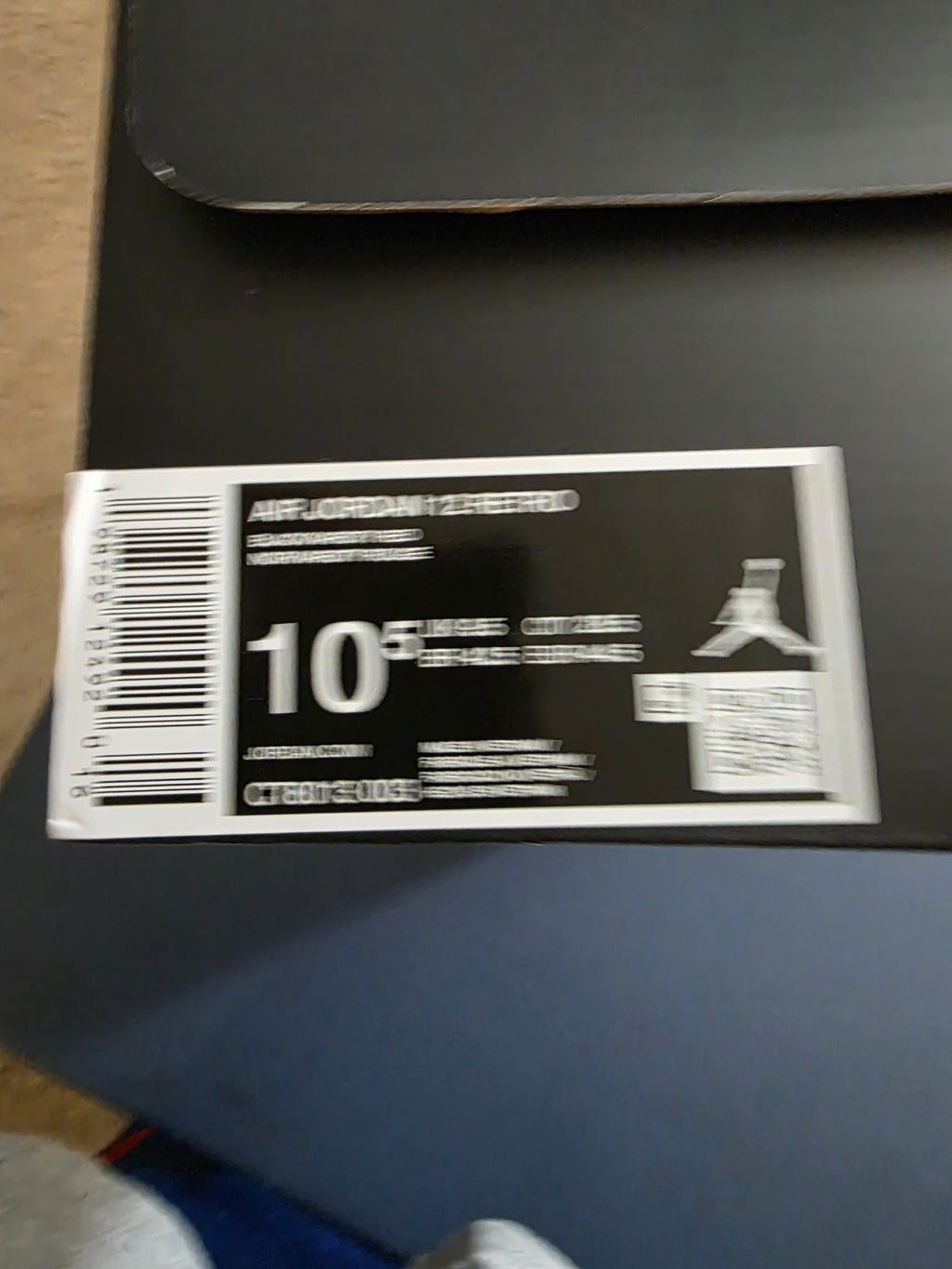 Jordan 12 "Bloodlines" New in box, size 10.5m.