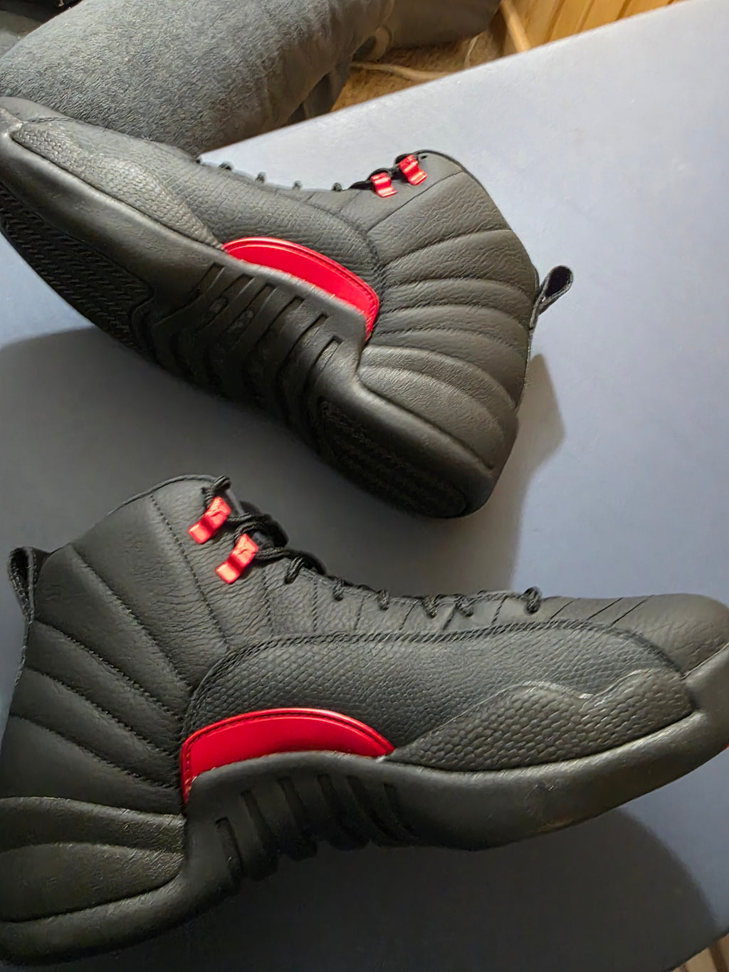 Jordan 12 "Bloodlines" New in box, size 10.5m.