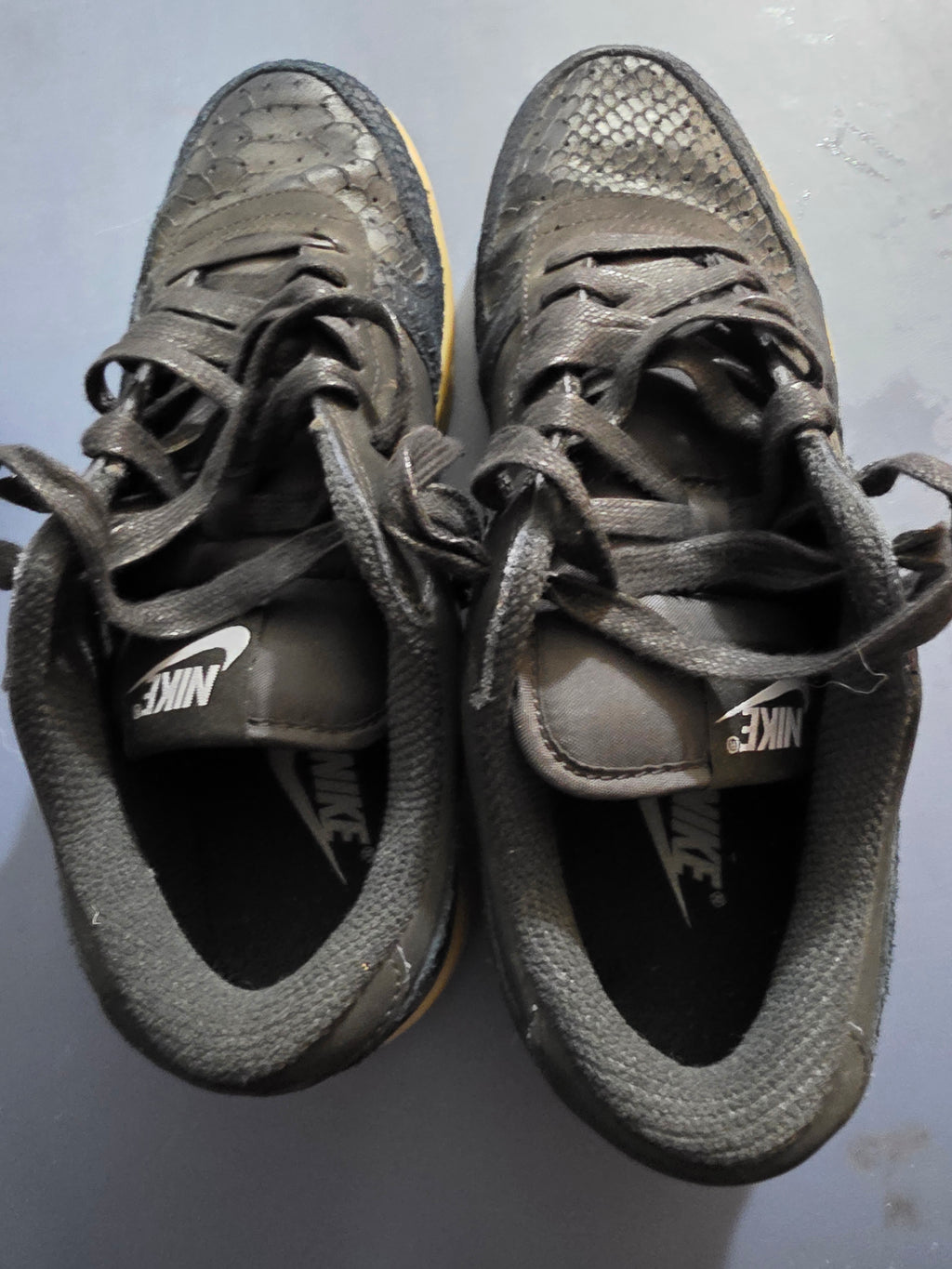 Nike Big Gum Low Lux, size 9.5m.