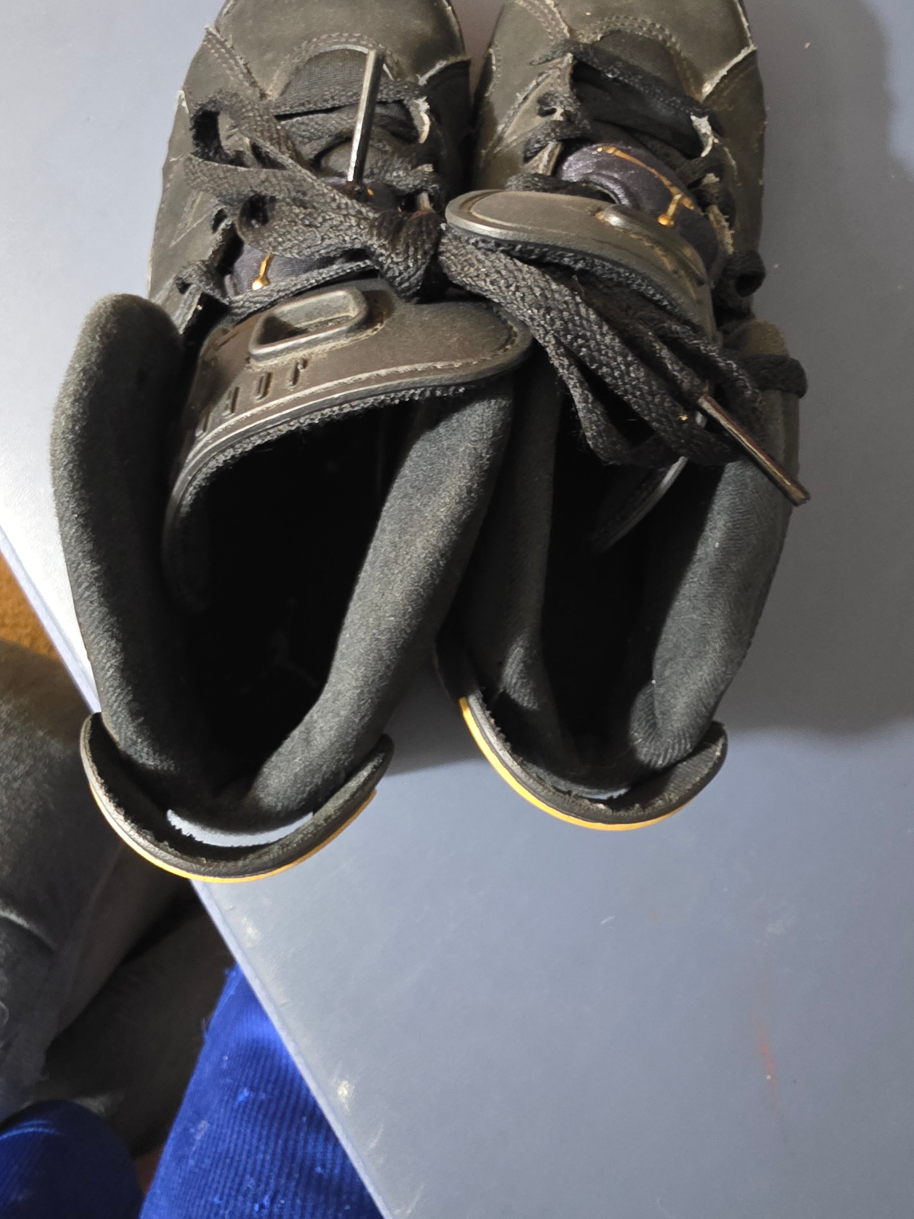 Jordan 6 retro DMP Black/ Gold,  size 2.5y.