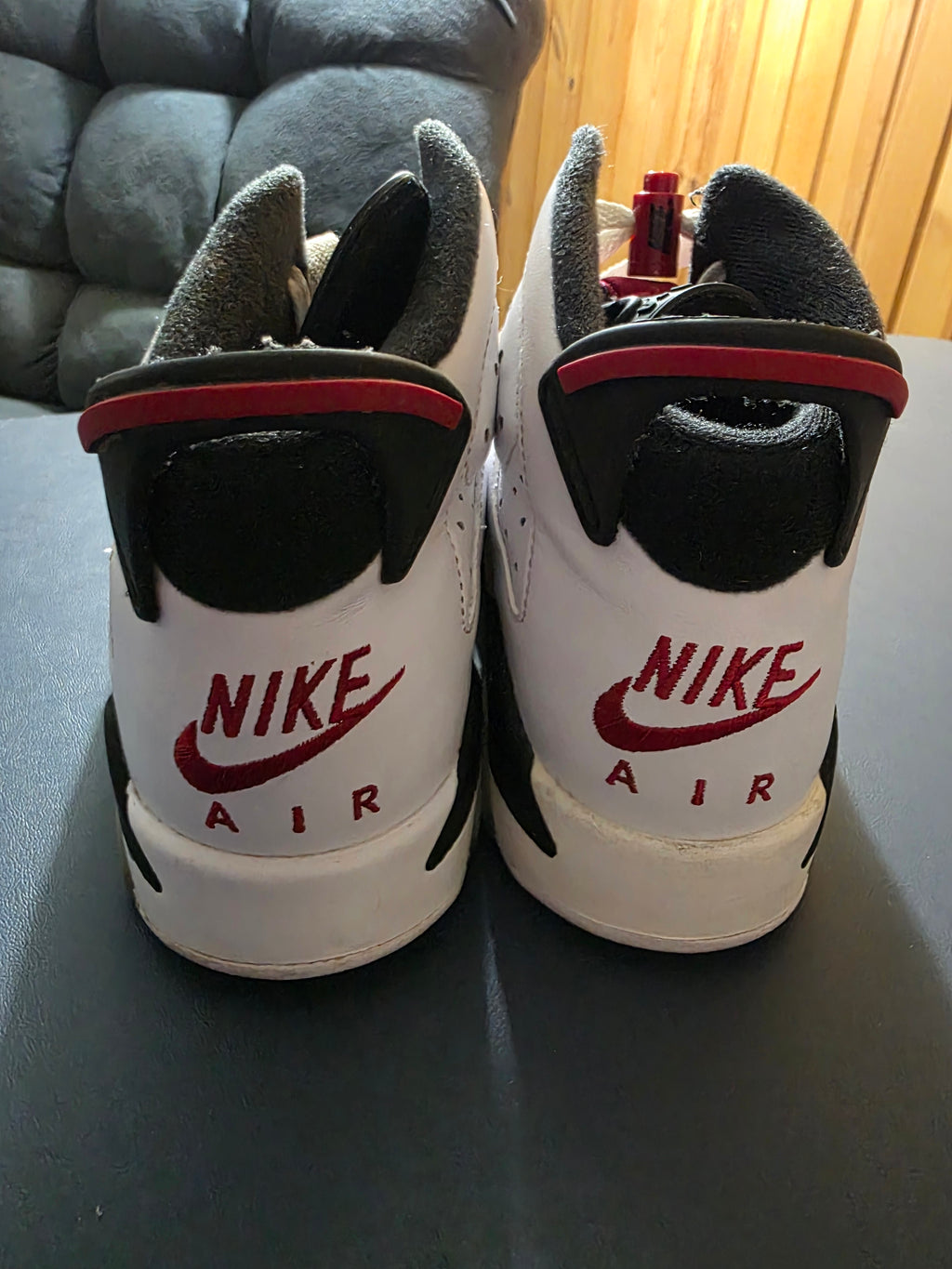 Jordan 6 retro Carmine,  size 6y.
