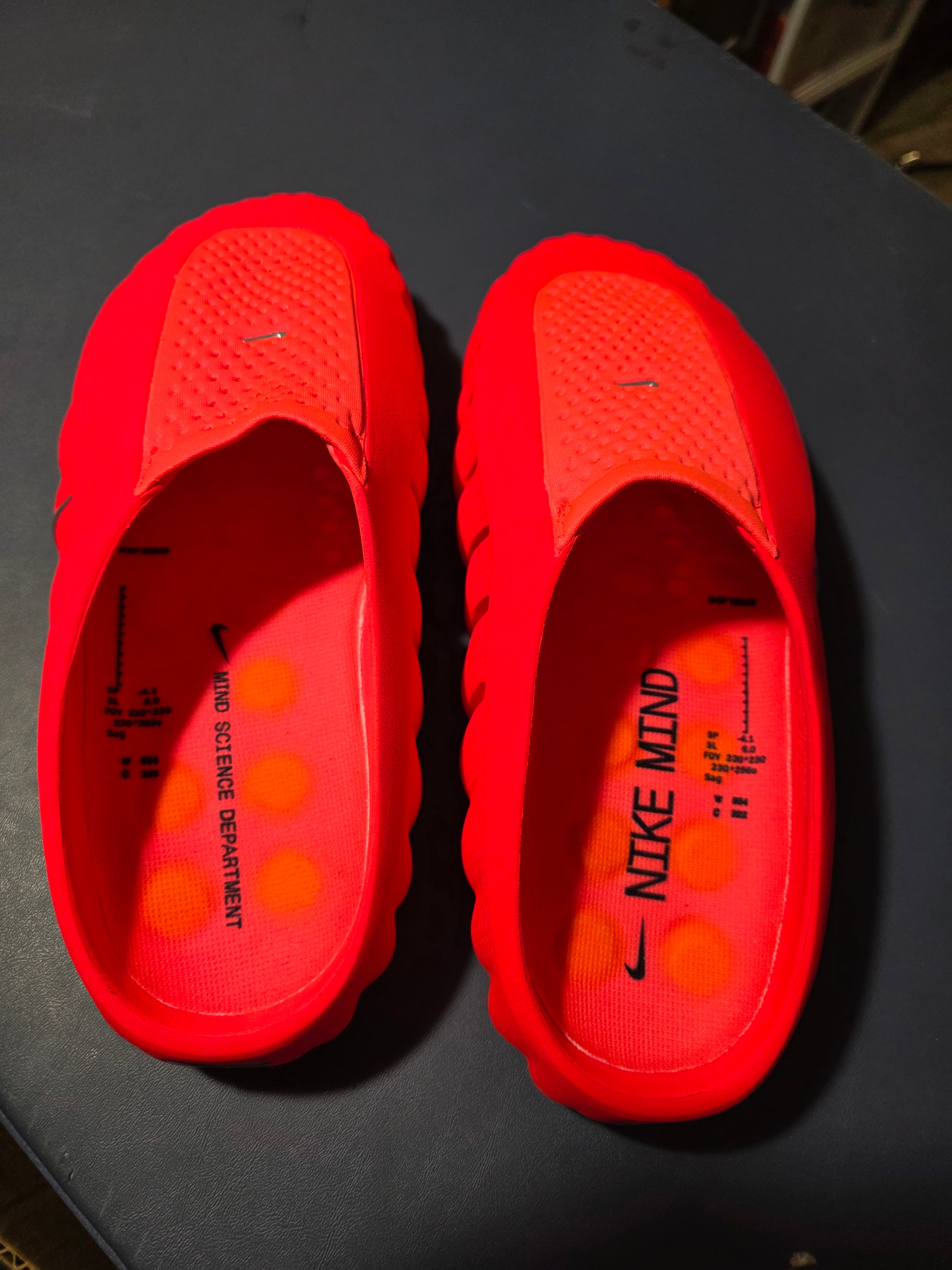 Nike Mind 001, size 10m.