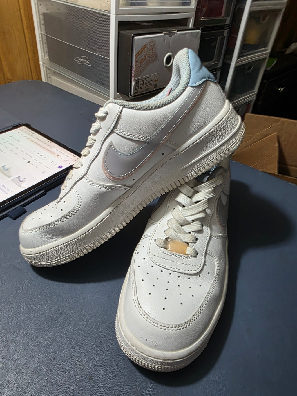 Nike Air Force 1 LV8 Double Swoosh,  size 8w.