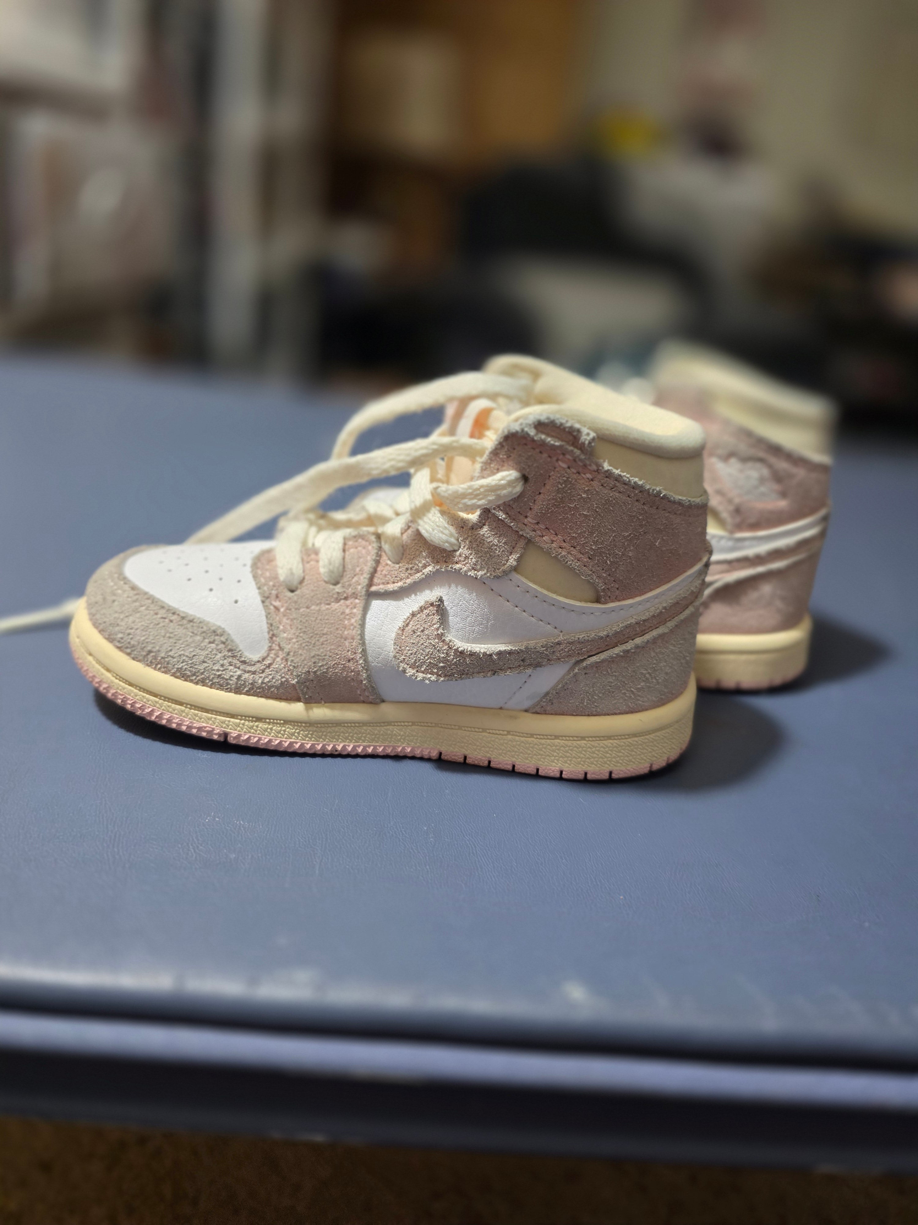 Jordan 1 high retro Washed pink, size 8c, clean.