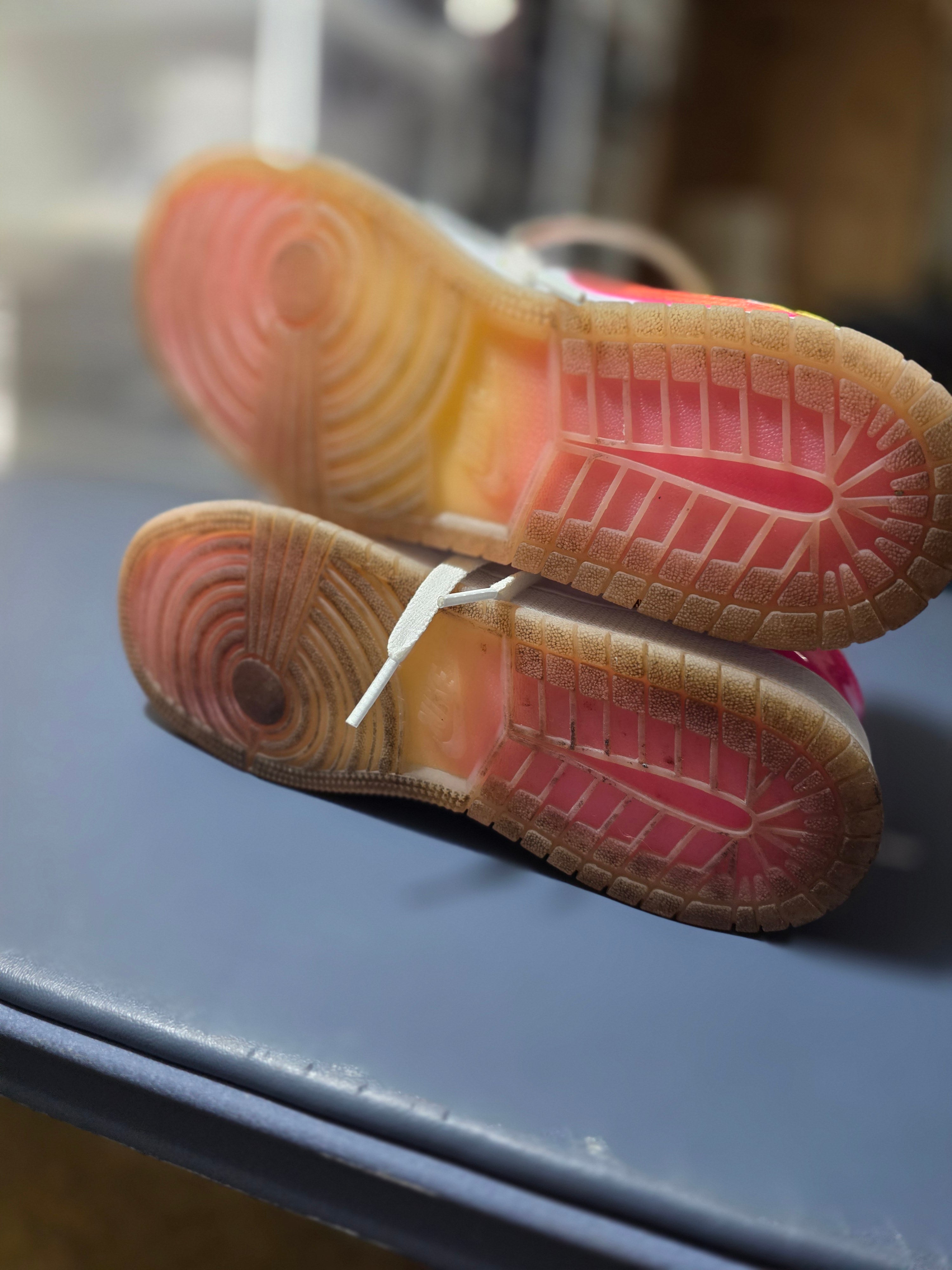 Jordan 1 Mid Edge Glow, size 5.5y/ 7w.