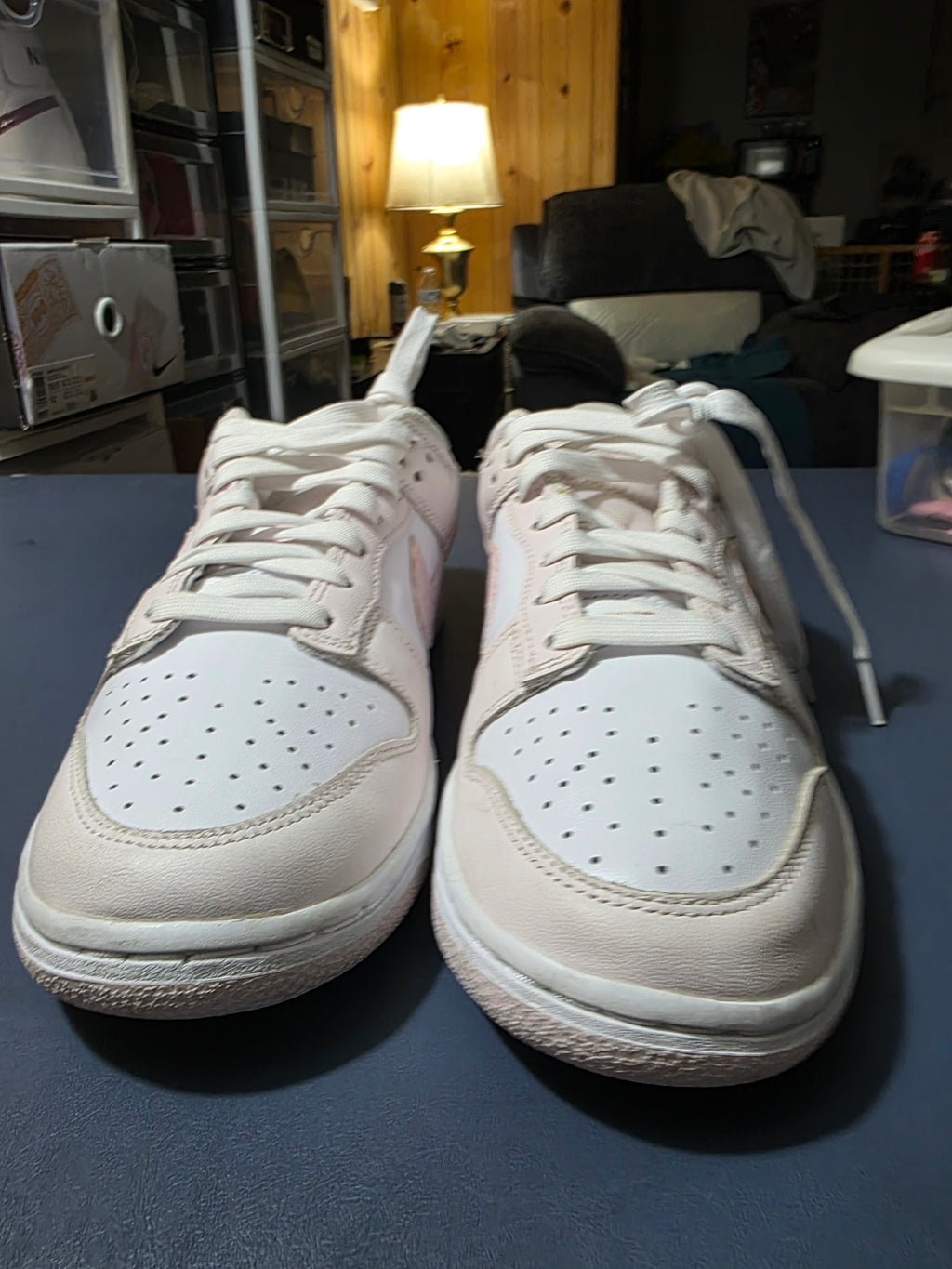 Nike womens Dunk Low Pink Paisley,  size 7w.