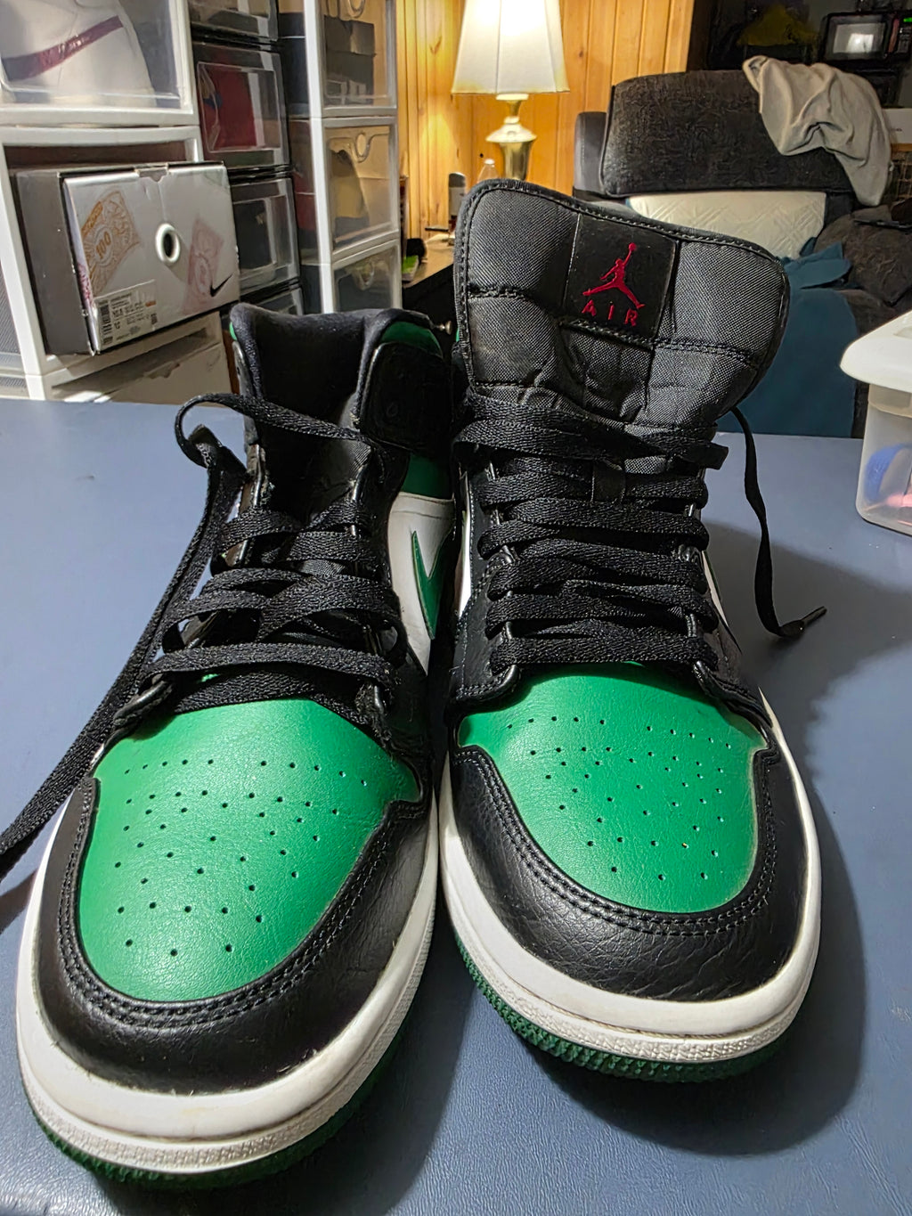 Jordan 1 High Pine Green, size 9.5m.