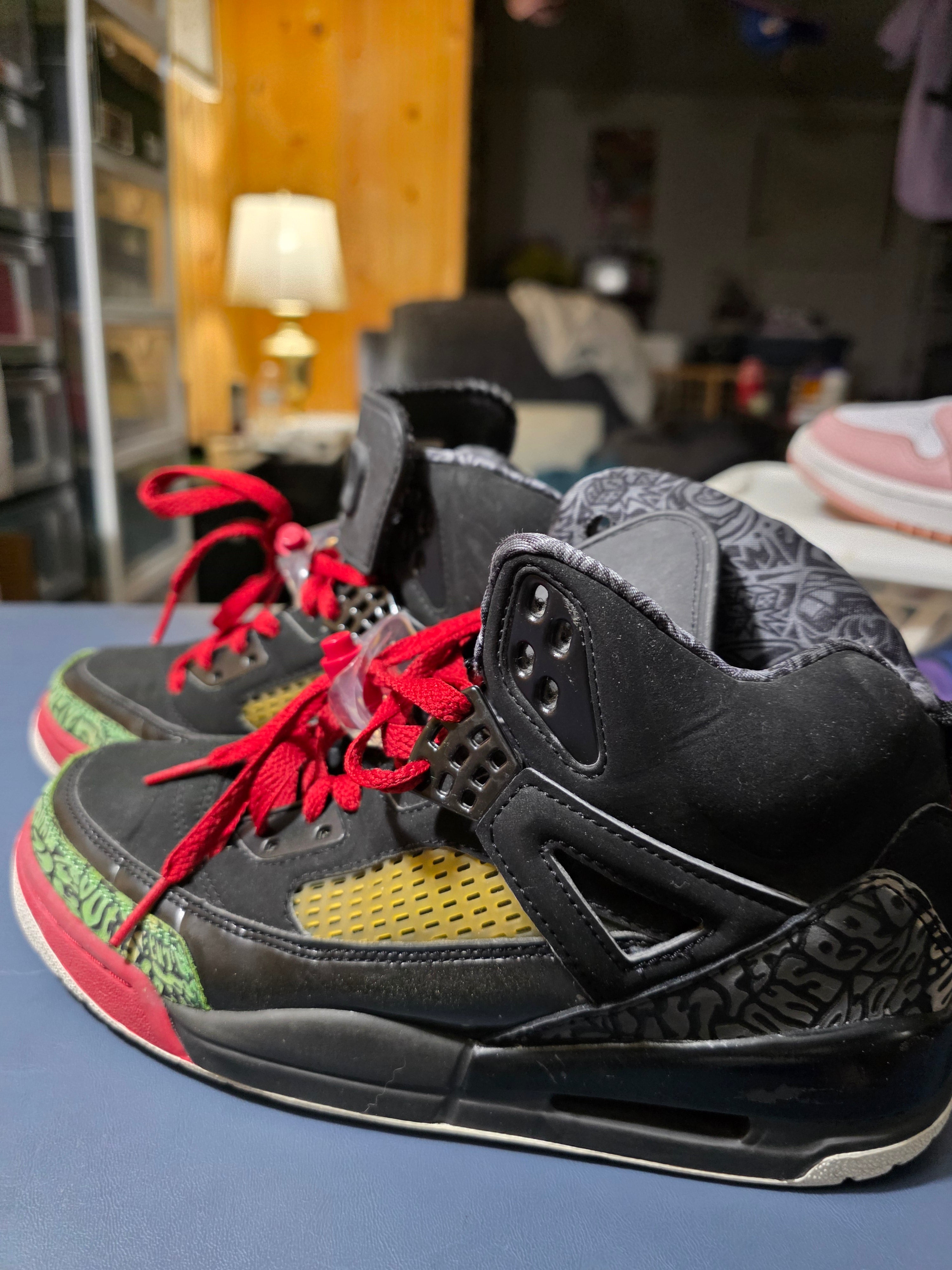 Jordan Spizike size 7.5m.
